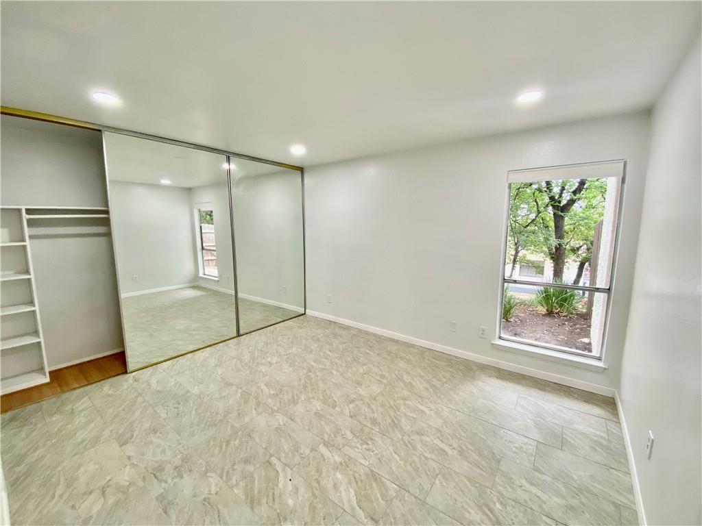 6910 Hart Ln # 403, Austin, TX 78731