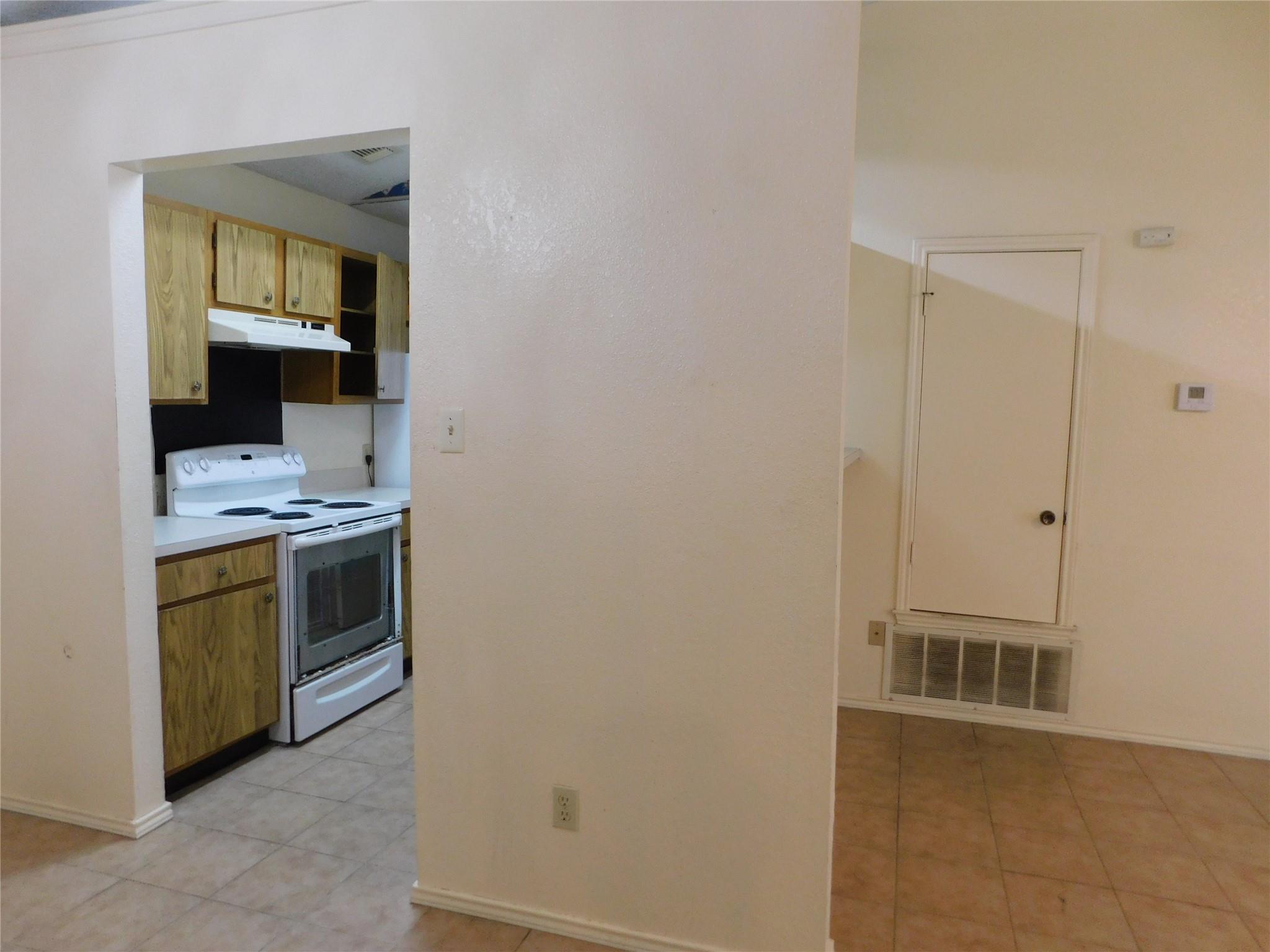 2027 Redwing Way, Round Rock, TX 78664