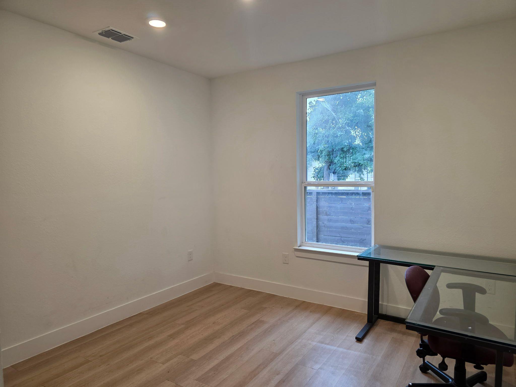 134 Plumeria Dr, Dale, TX 78616