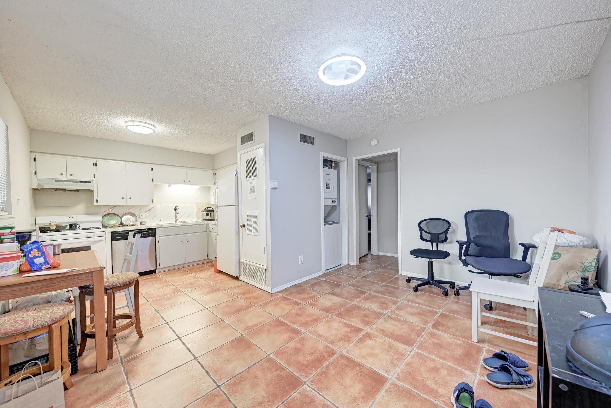 803 W 28th St # 102, Austin, TX 78705