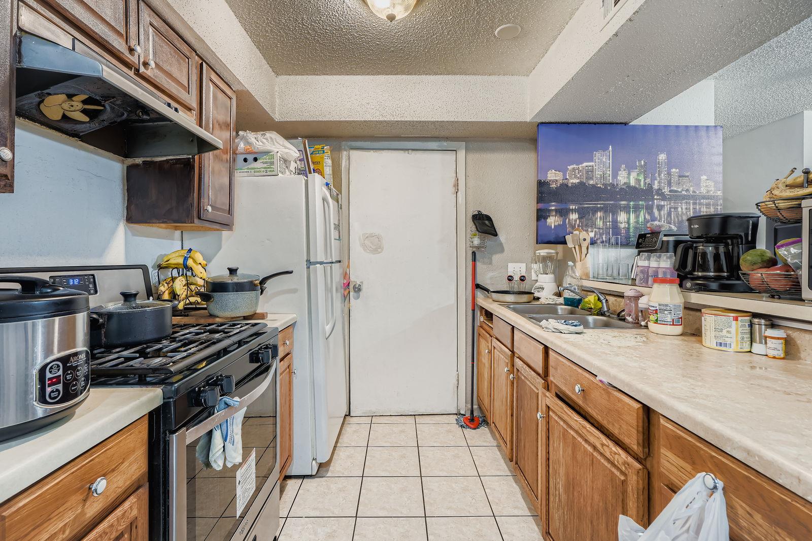 5803 Cougar Dr, Austin, TX 78745