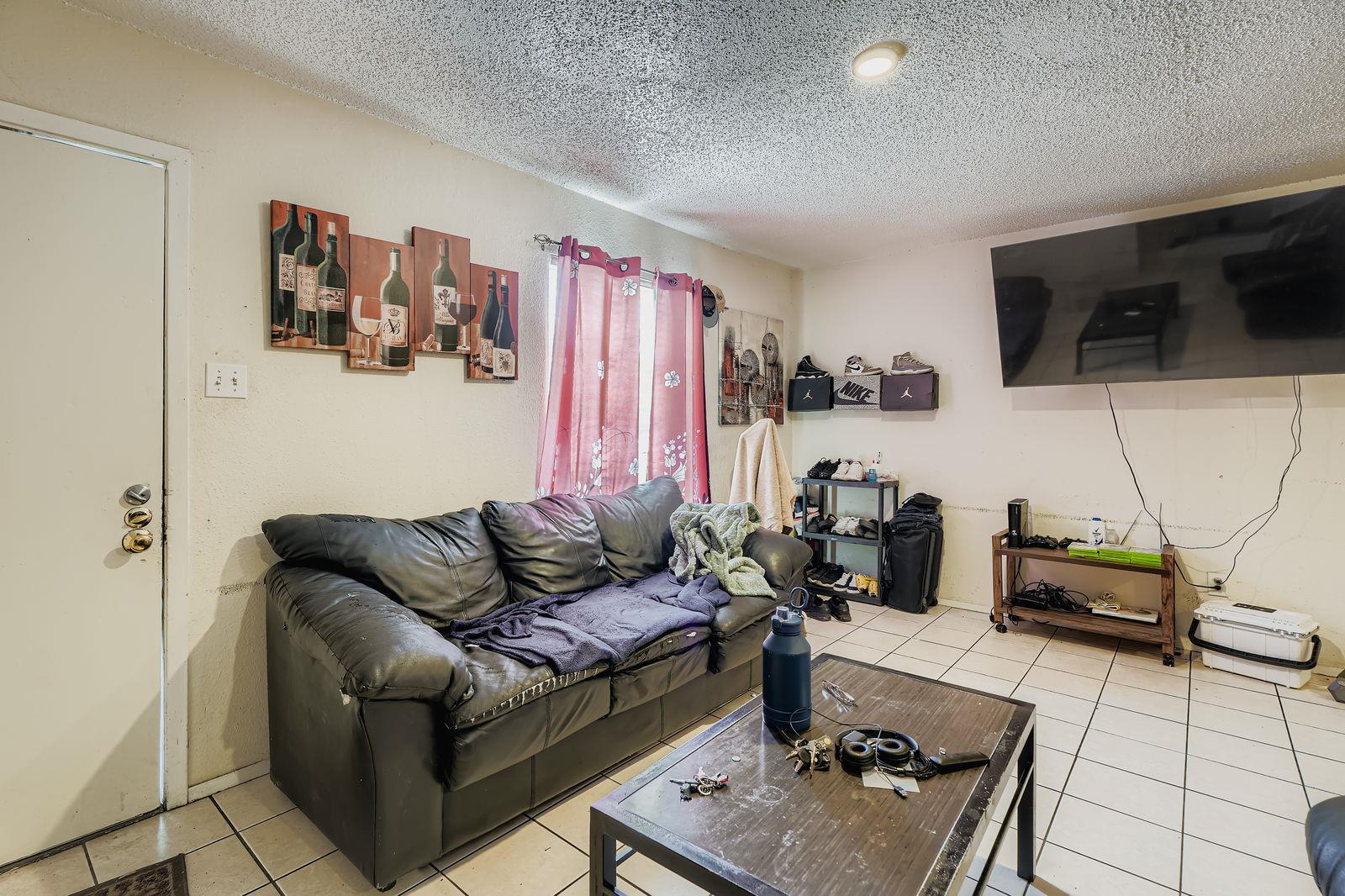 5803 Cougar Dr, Austin, TX 78745