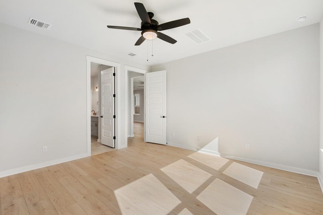 125 High Valley Drive, Liberty Hill, TX 78642