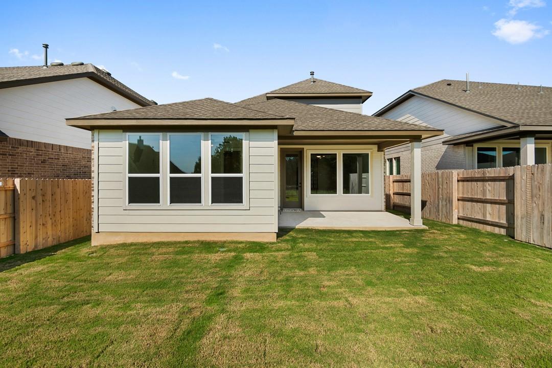 125 High Valley Drive, Liberty Hill, TX 78642