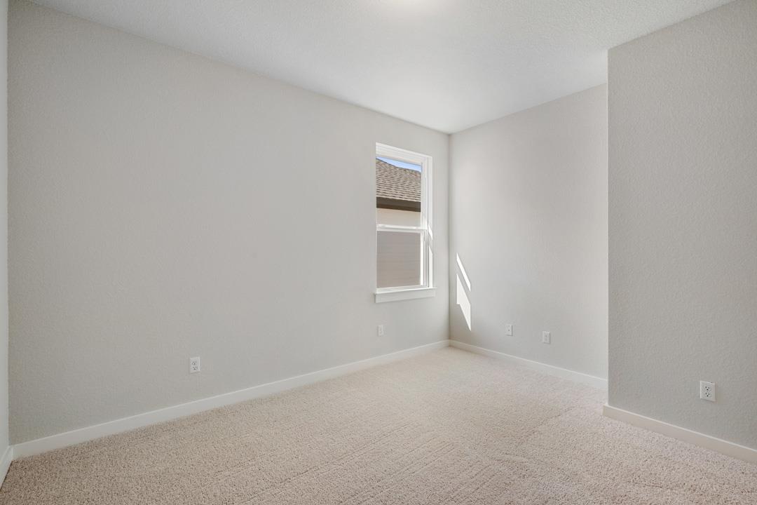 125 High Valley Drive, Liberty Hill, TX 78642