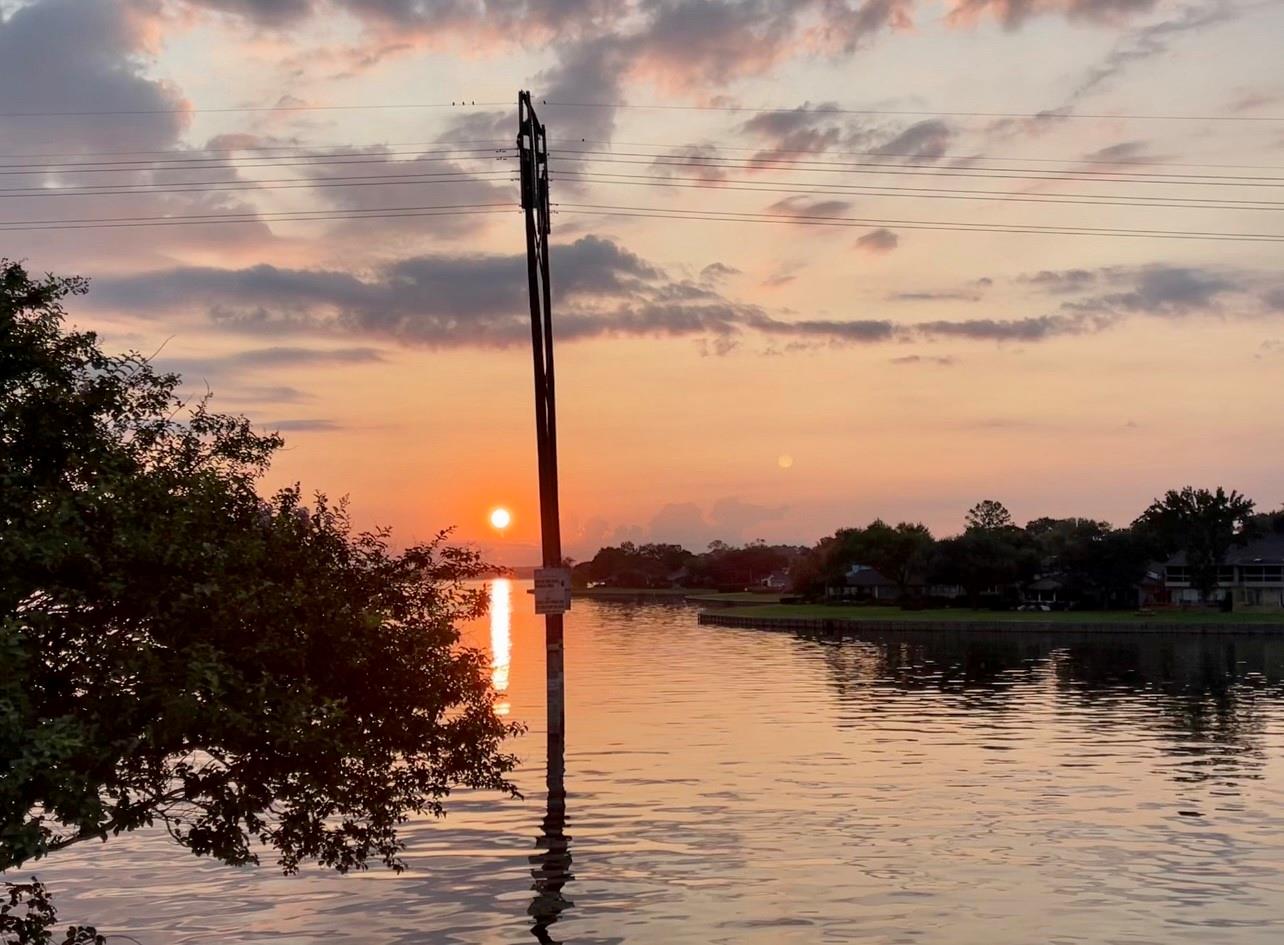 221 Capetown Capetown Way, Montgomery, TX 77356