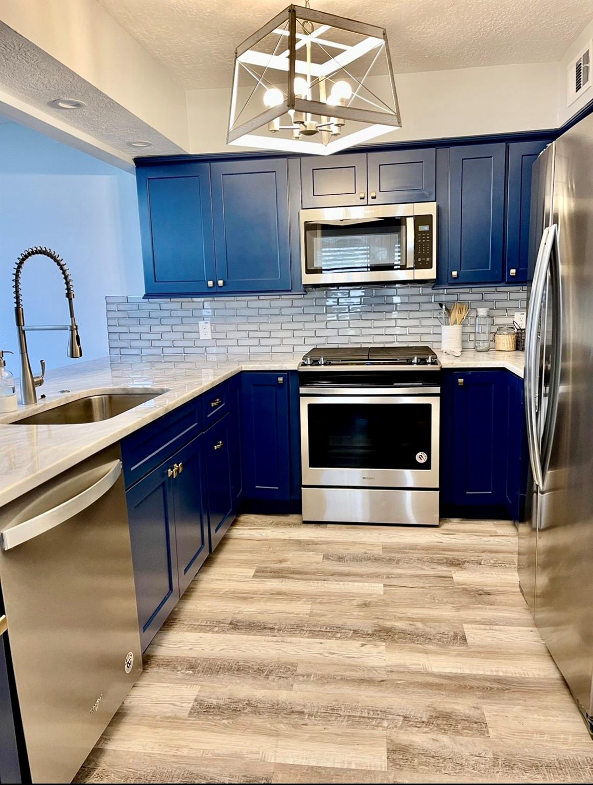 221 Capetown Capetown Way, Montgomery, TX 77356