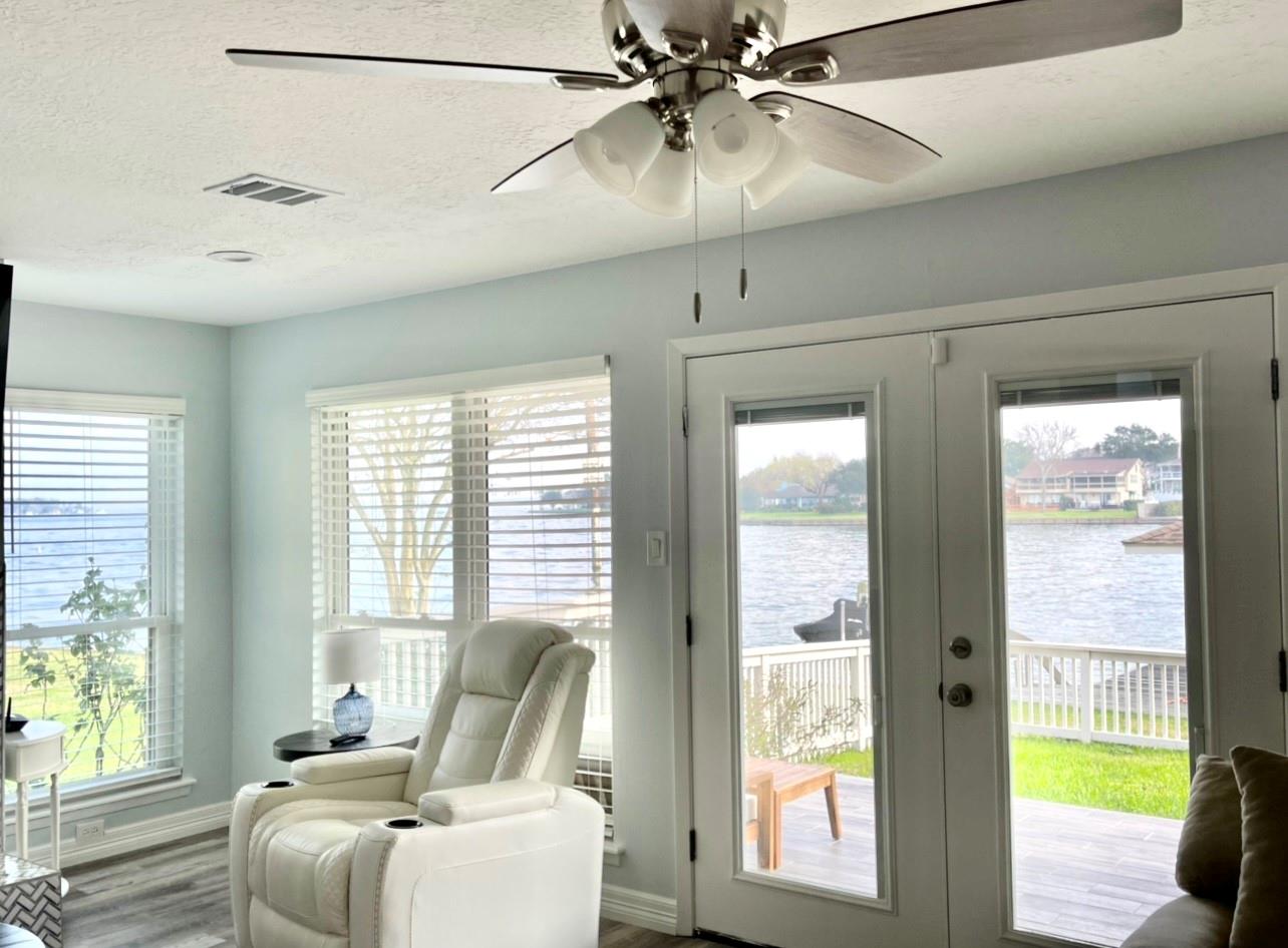 221 Capetown Capetown Way, Montgomery, TX 77356