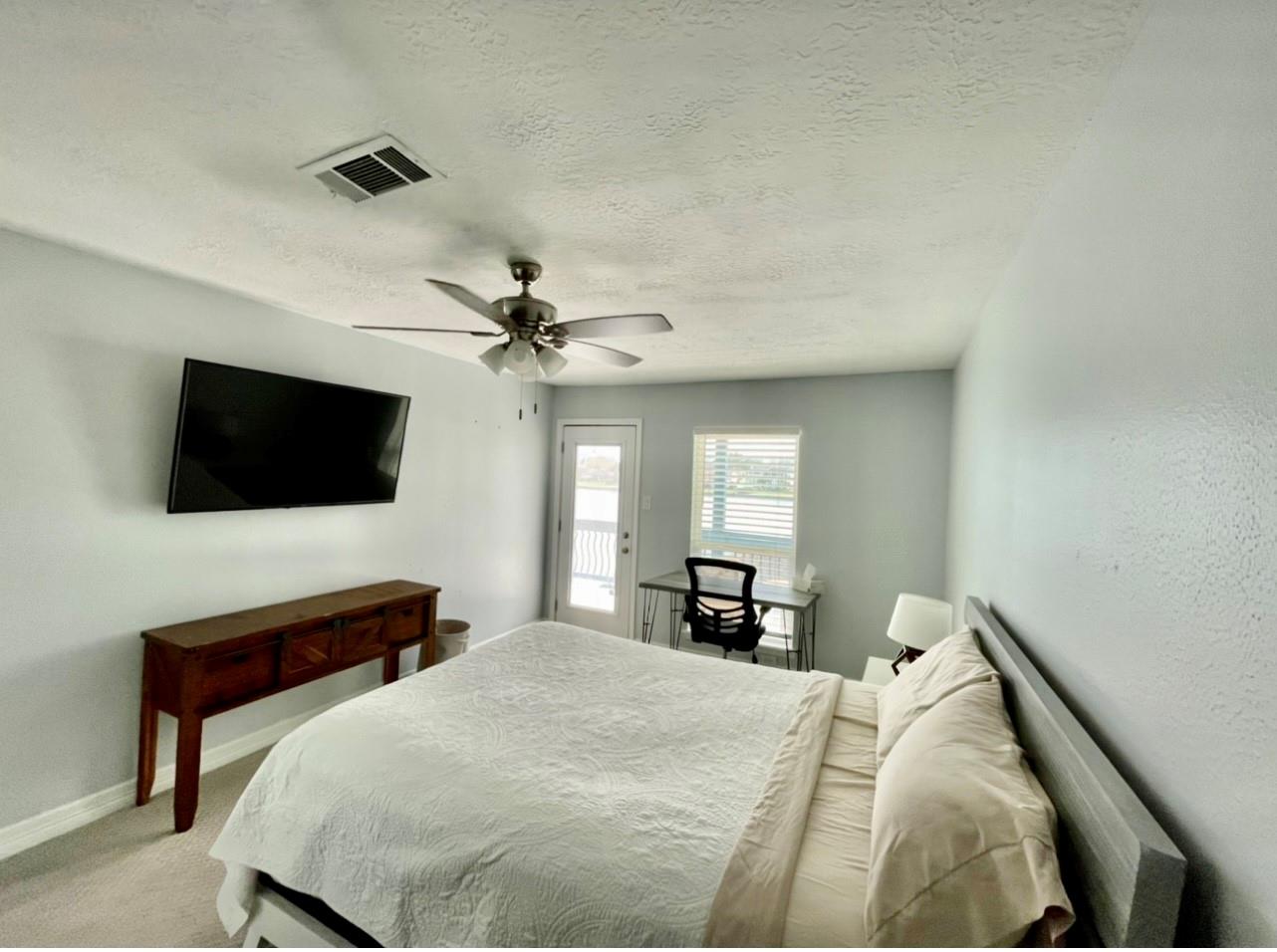 221 Capetown Capetown Way, Montgomery, TX 77356