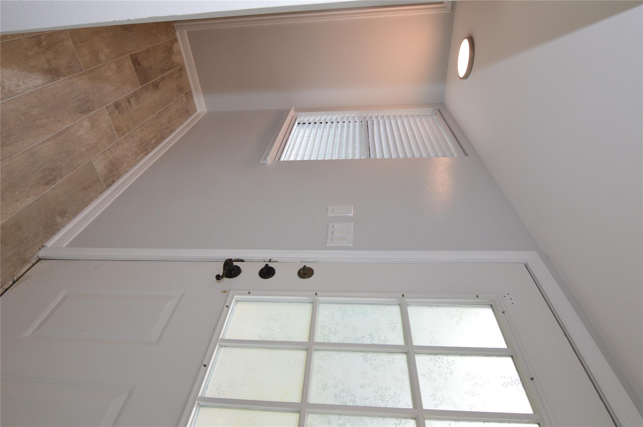 8912 Circle Dr # D, Austin, TX 78736