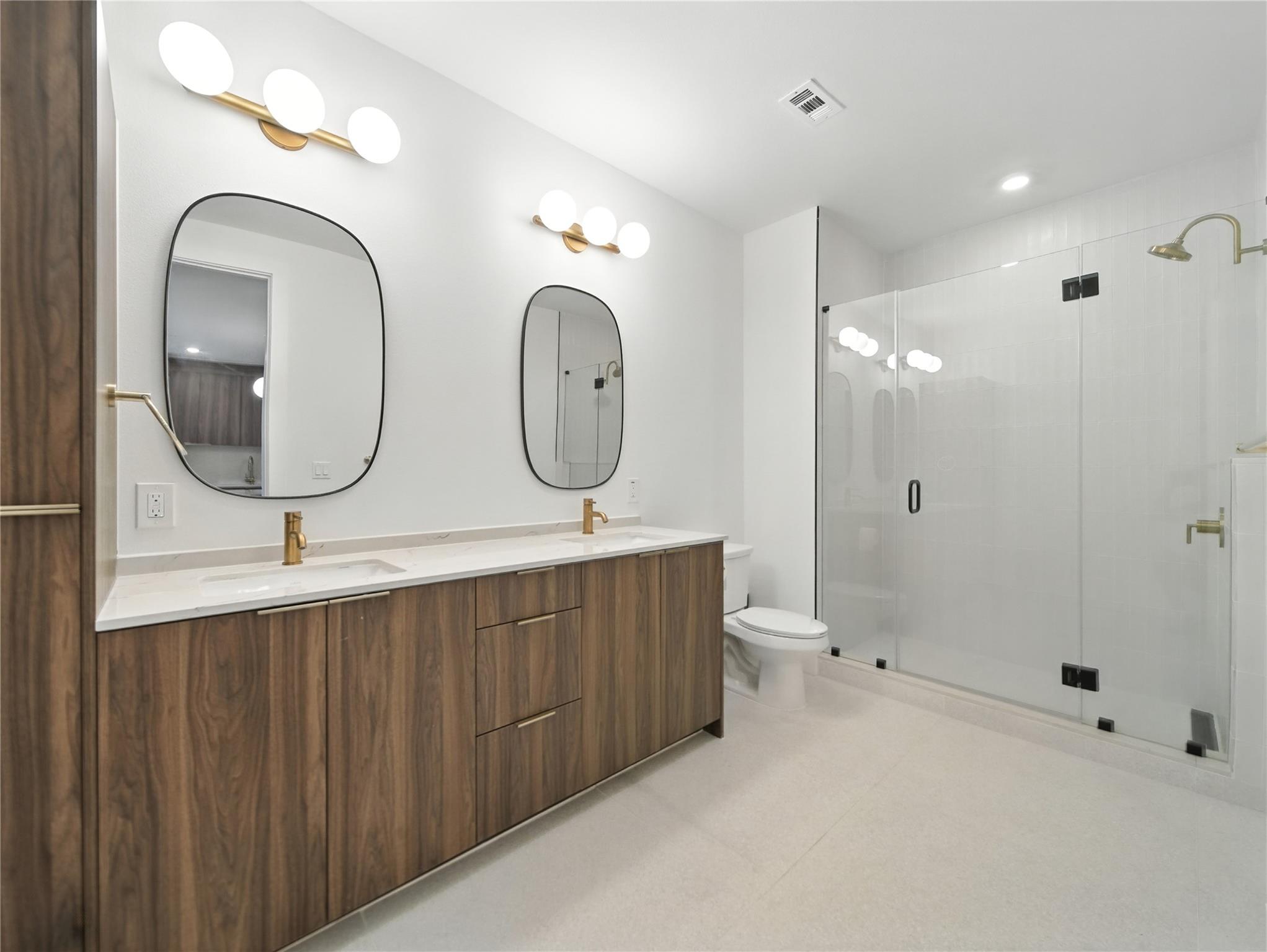 1701 Simond Ave # 302, Austin, TX 78723