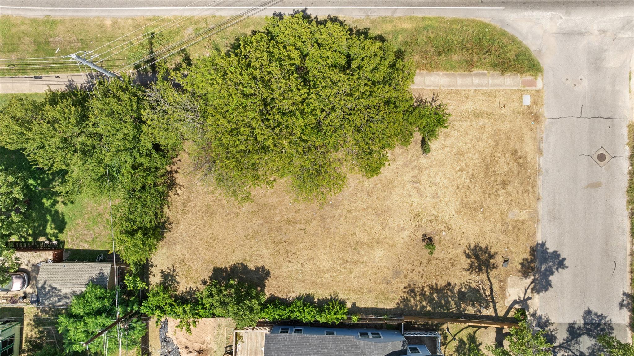 2956 Higgins St, Austin, TX 78722