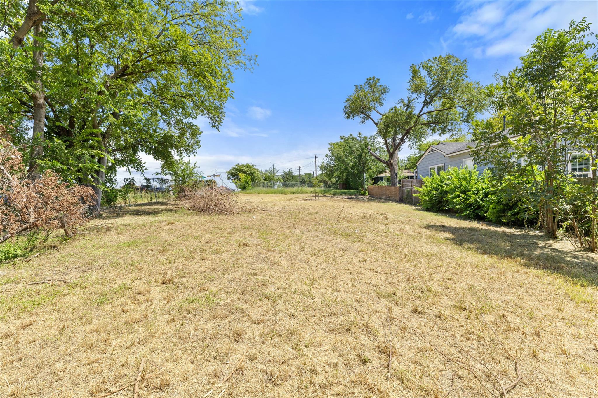 2956 Higgins St, Austin, TX 78722