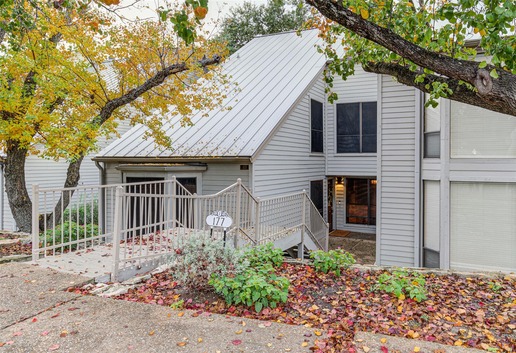 177 World Of Tennis Sq, Lakeway, TX 78738
