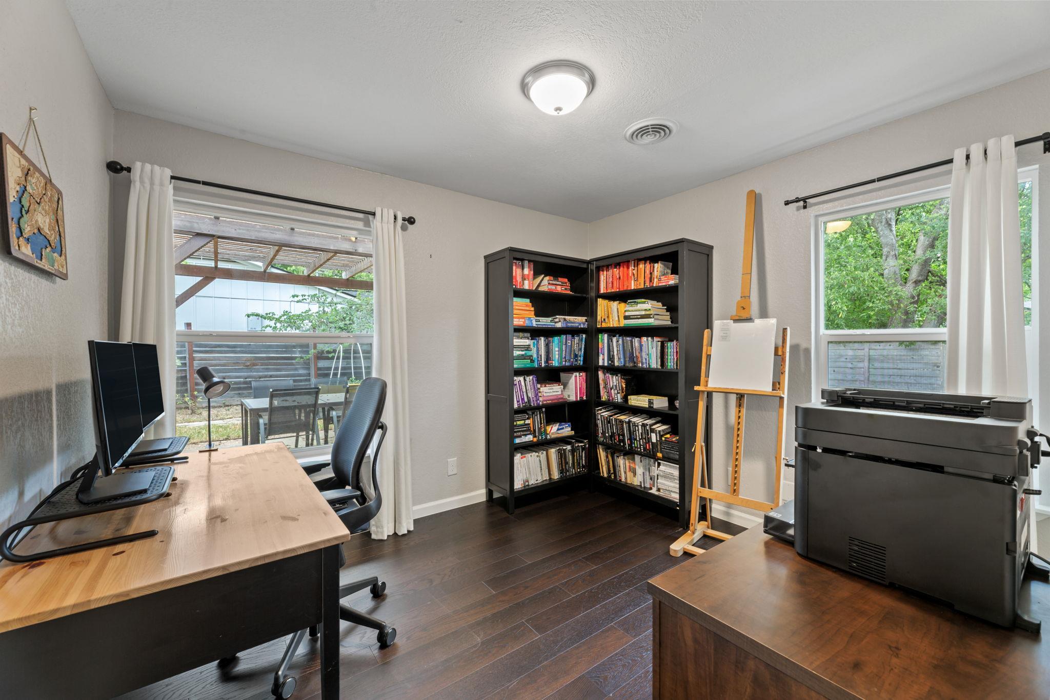 8405 Rockwood Ln, Austin, TX 78757