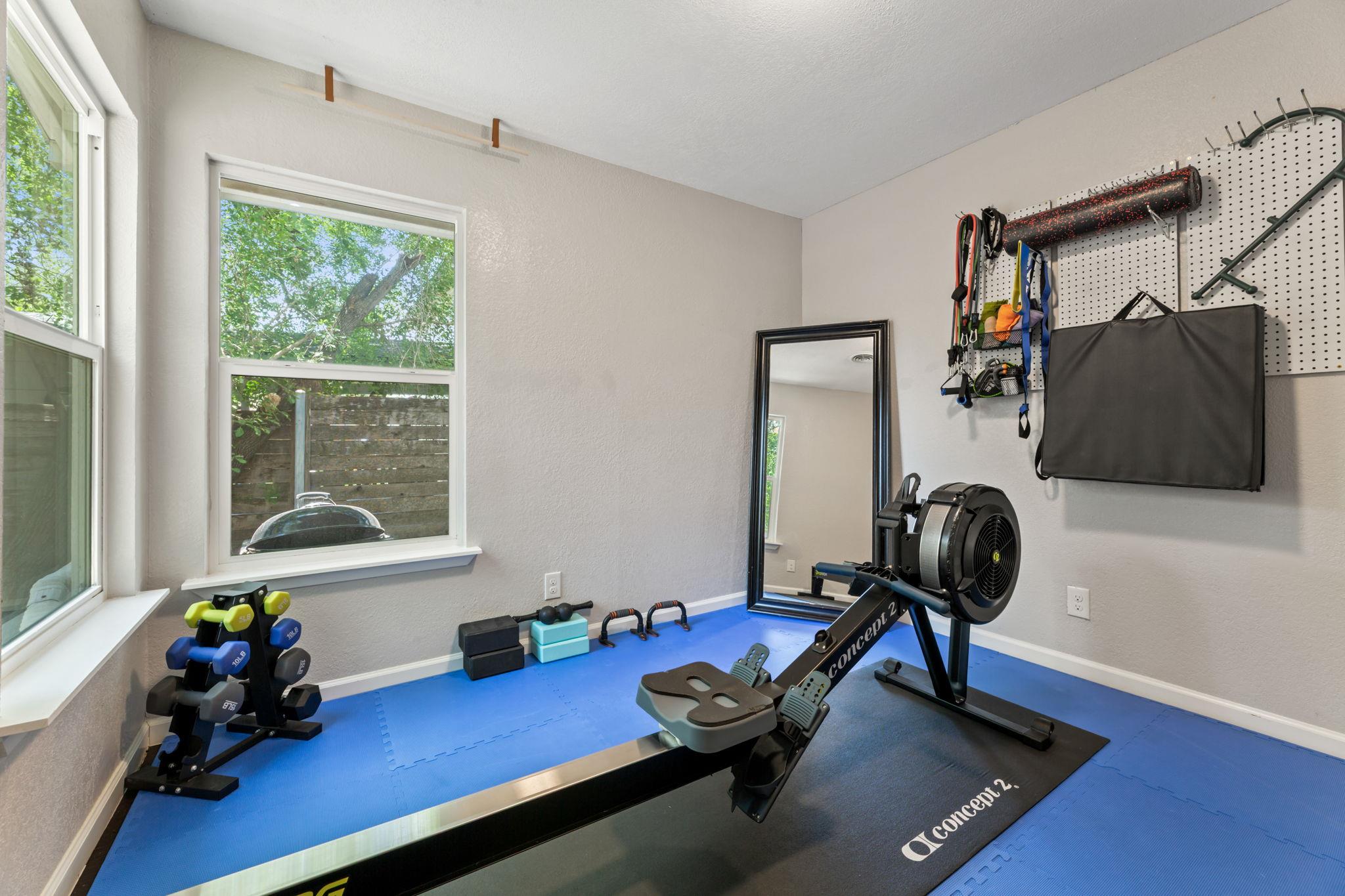 8405 Rockwood Ln, Austin, TX 78757