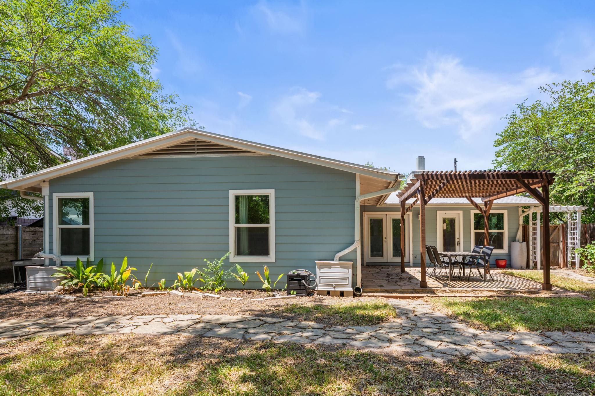 8405 Rockwood Ln, Austin, TX 78757