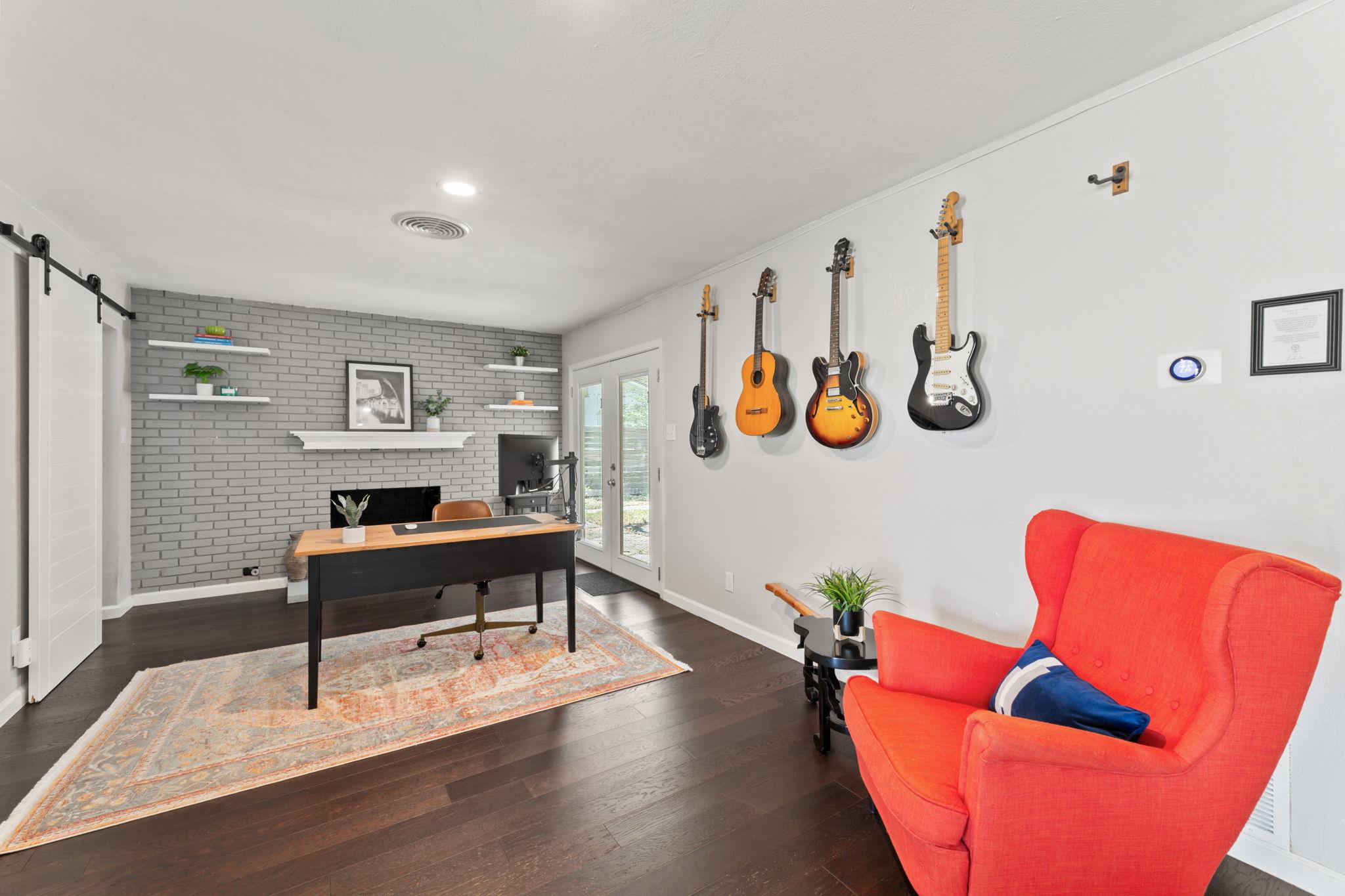 8405 Rockwood Ln, Austin, TX 78757