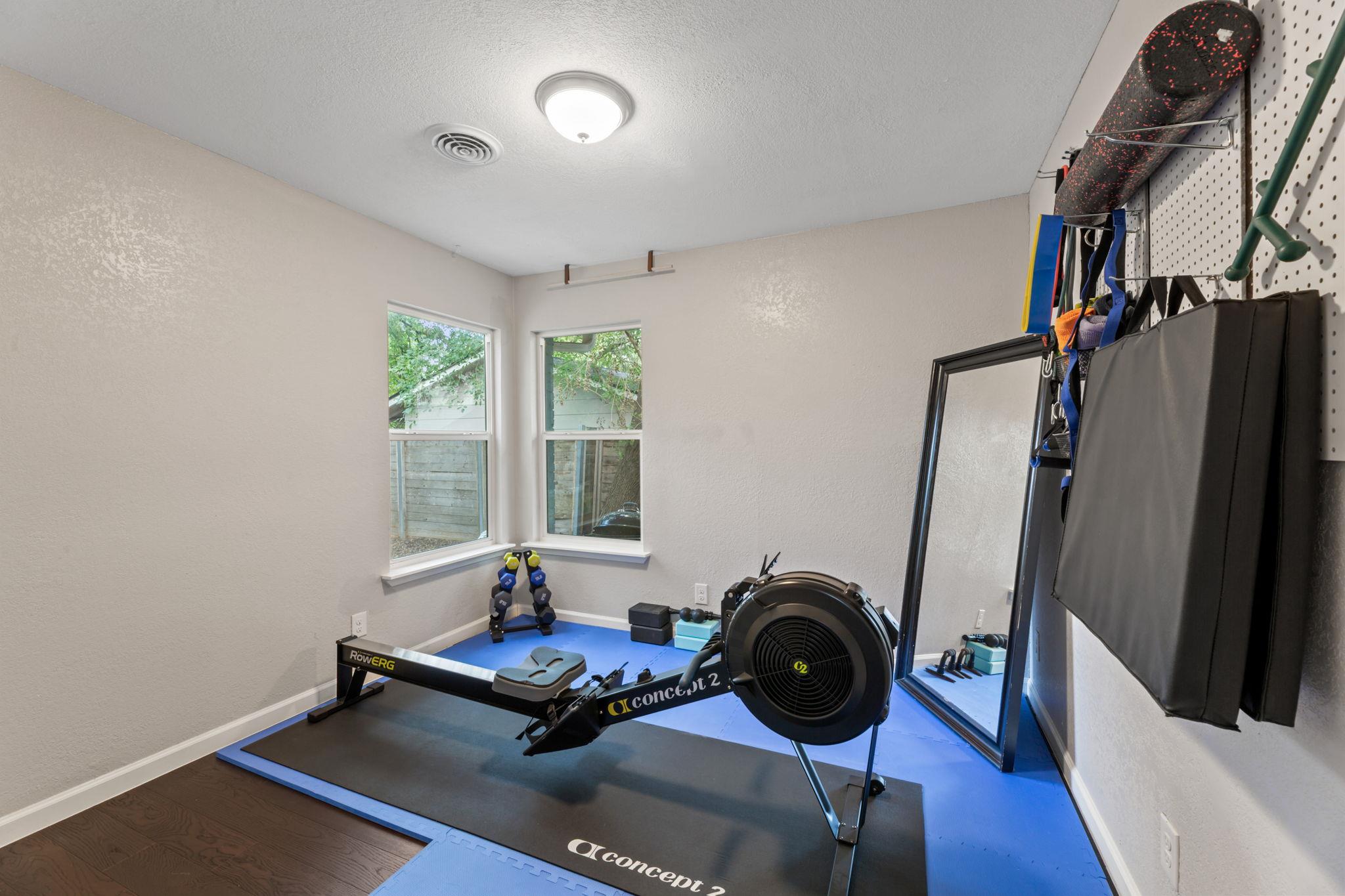 8405 Rockwood Ln, Austin, TX 78757