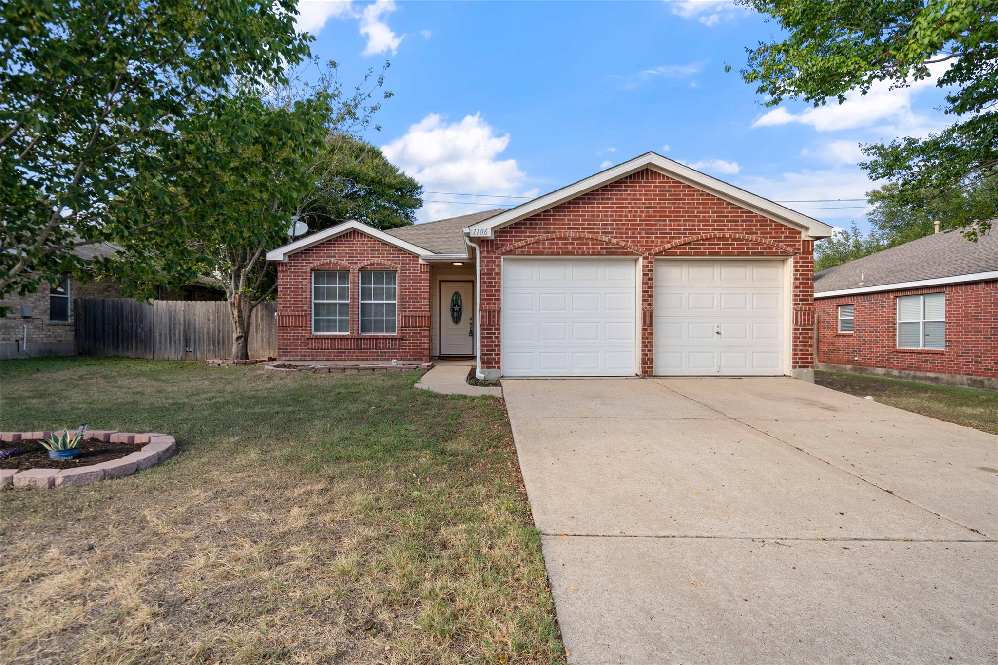 1106 OLYMPIC Dr, Pflugerville, TX 78660