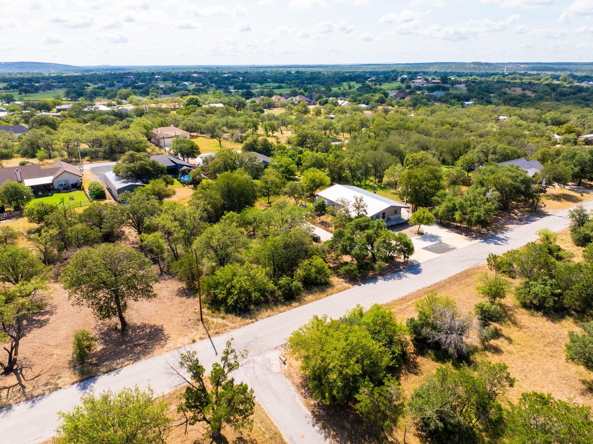712 Link Dr, Kingsland, TX 78639