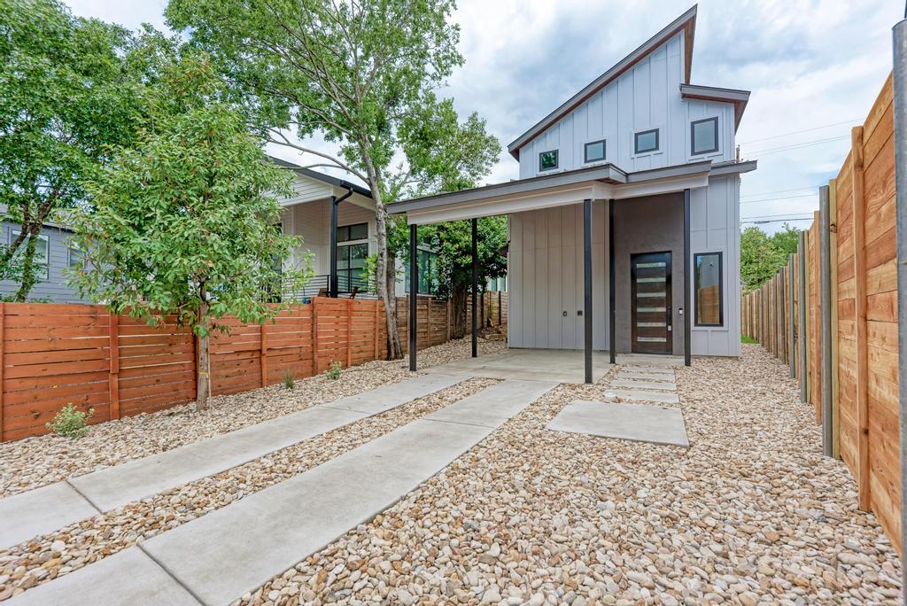 921 Walter St # 2, Austin, TX 78702