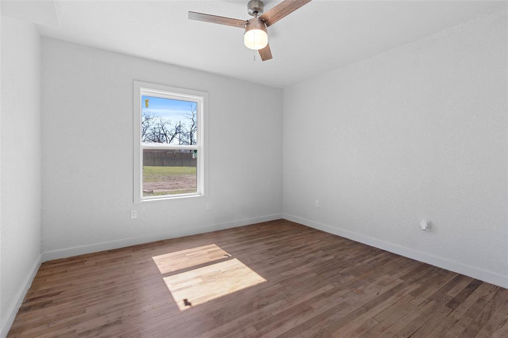 409 N Vandeveer St, Burnet, TX 78611