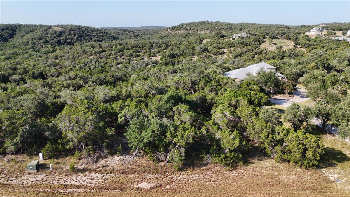 830 Highland Spgs, Canyon Lake, TX 78133
