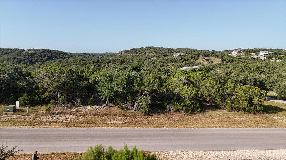 830 Highland Spgs, Canyon Lake, TX 78133