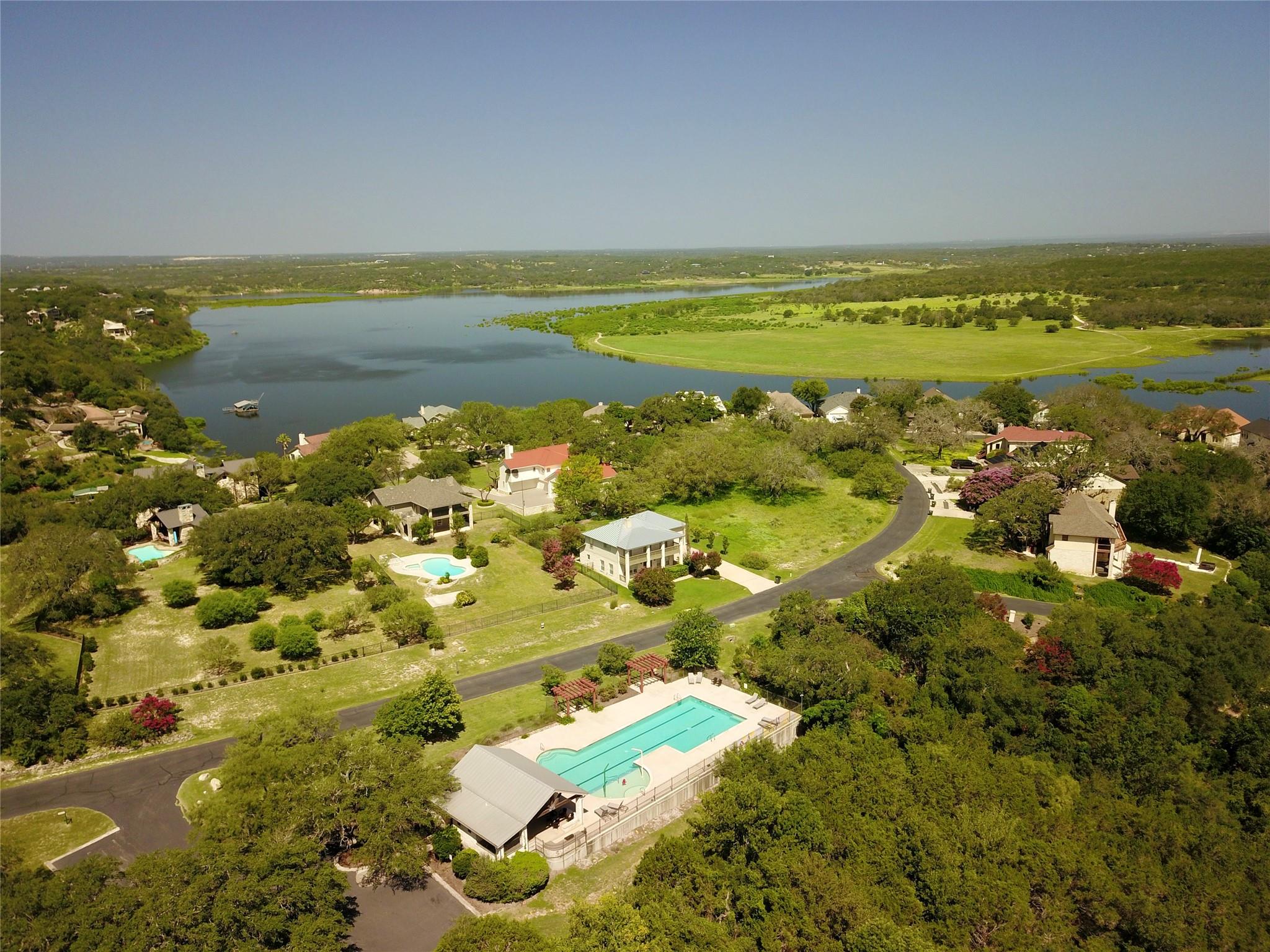 112 Ridge Harbor Dr, Spicewood, TX 78669