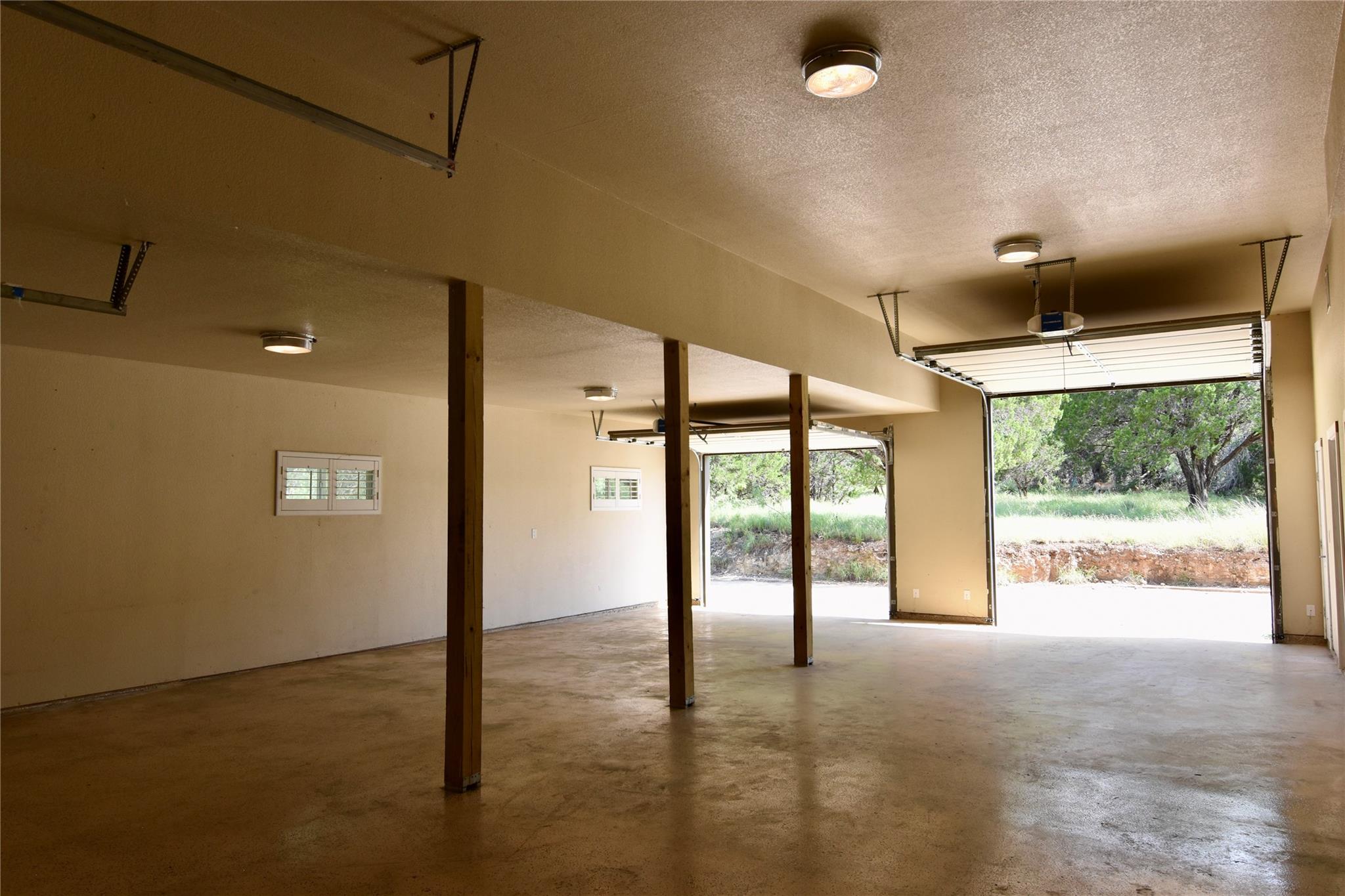 112 Ridge Harbor Dr, Spicewood, TX 78669