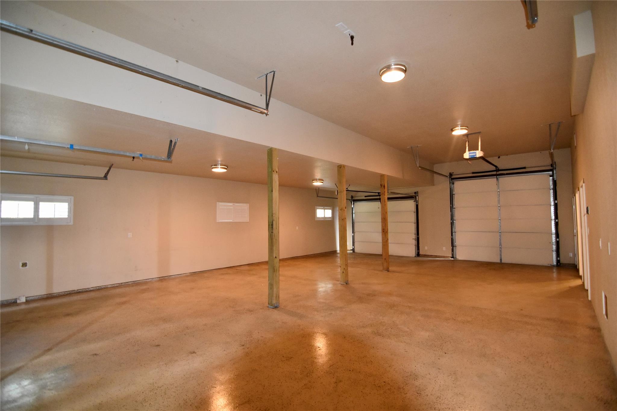 112 Ridge Harbor Dr, Spicewood, TX 78669