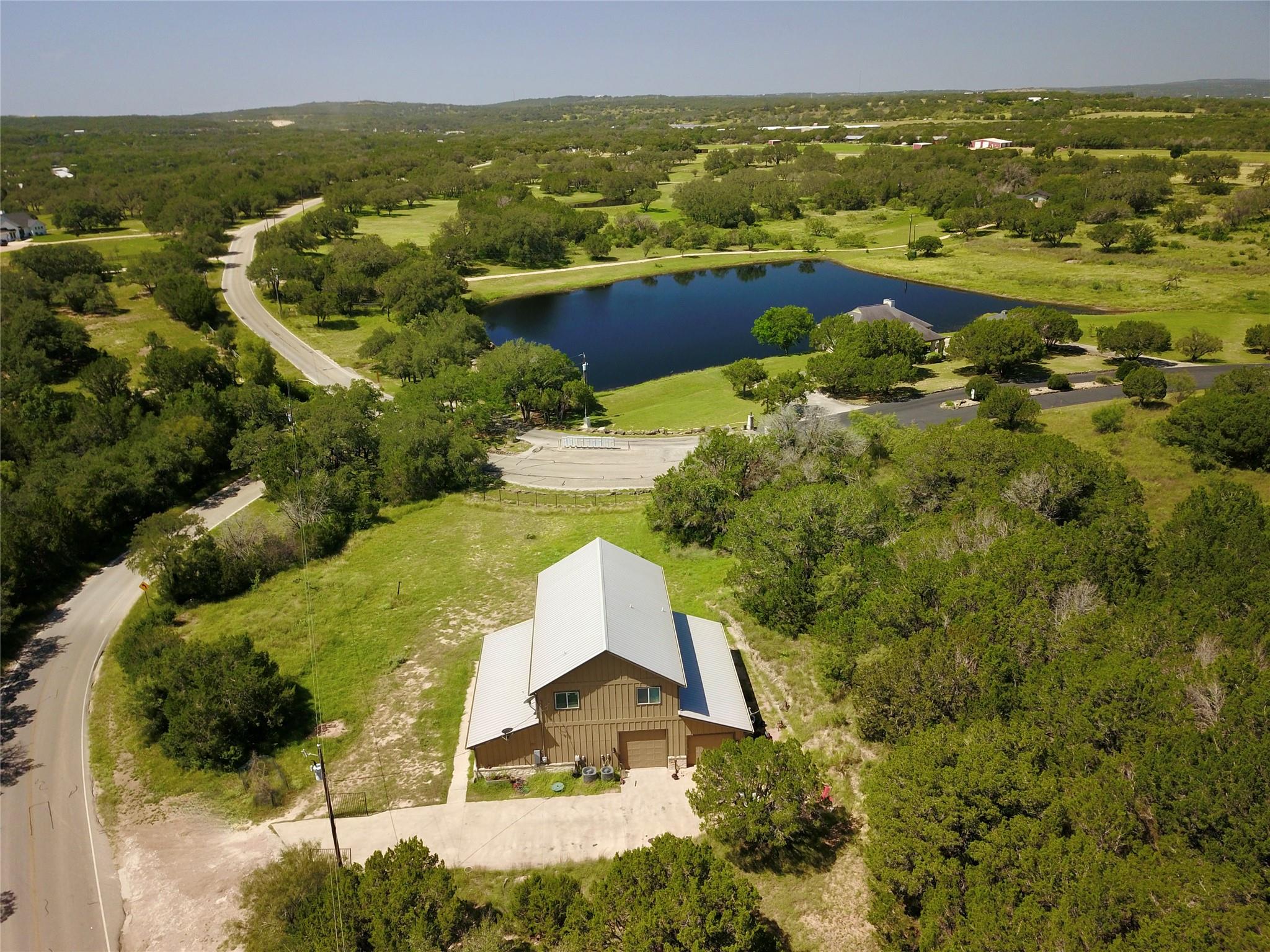 112 Ridge Harbor Dr, Spicewood, TX 78669