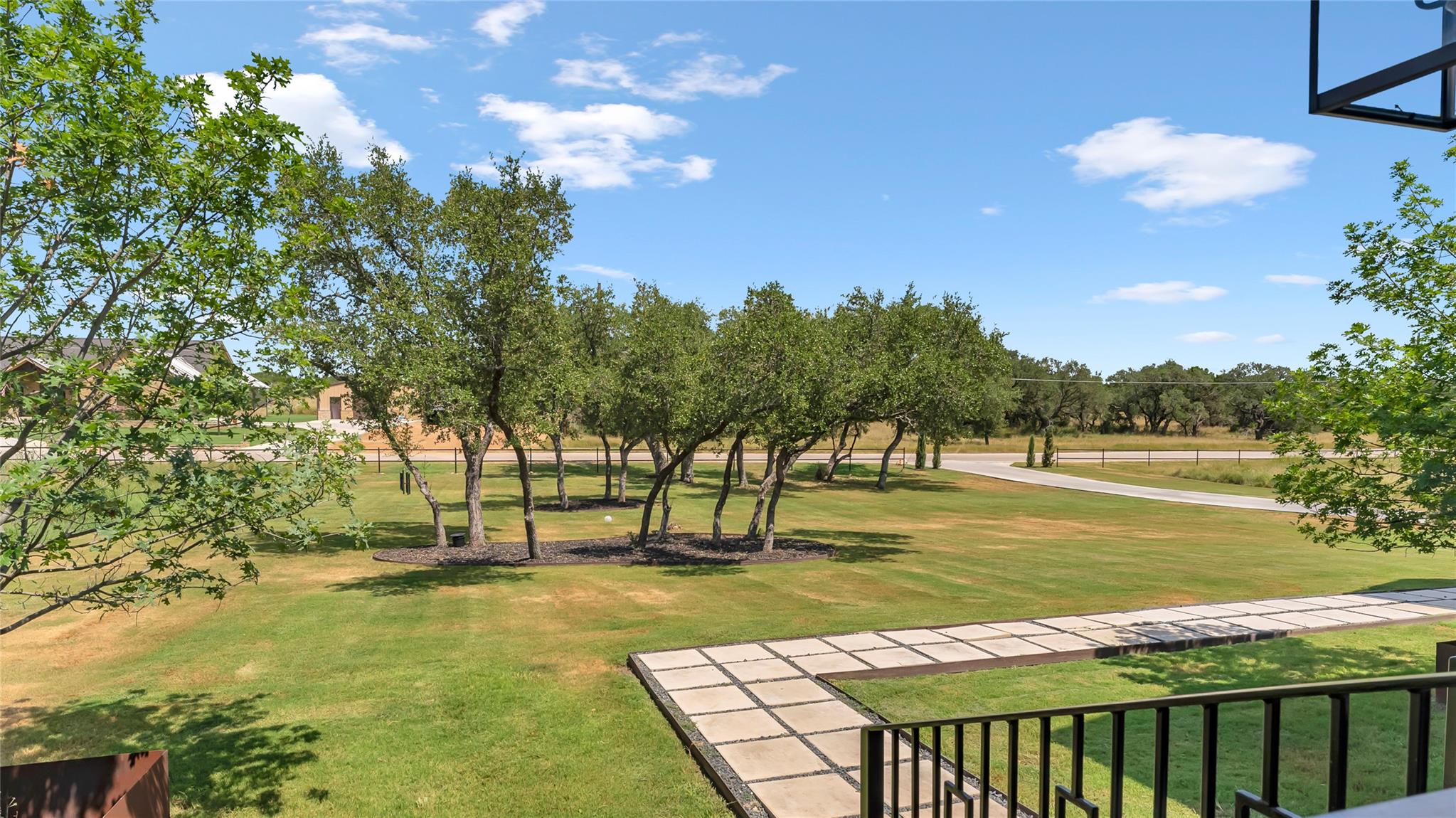 150 Wandering Oak Cir, Burnet, TX 78611