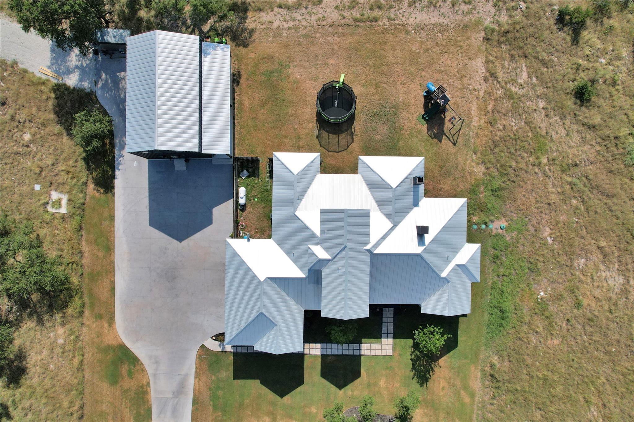 150 Wandering Oak Cir, Burnet, TX 78611