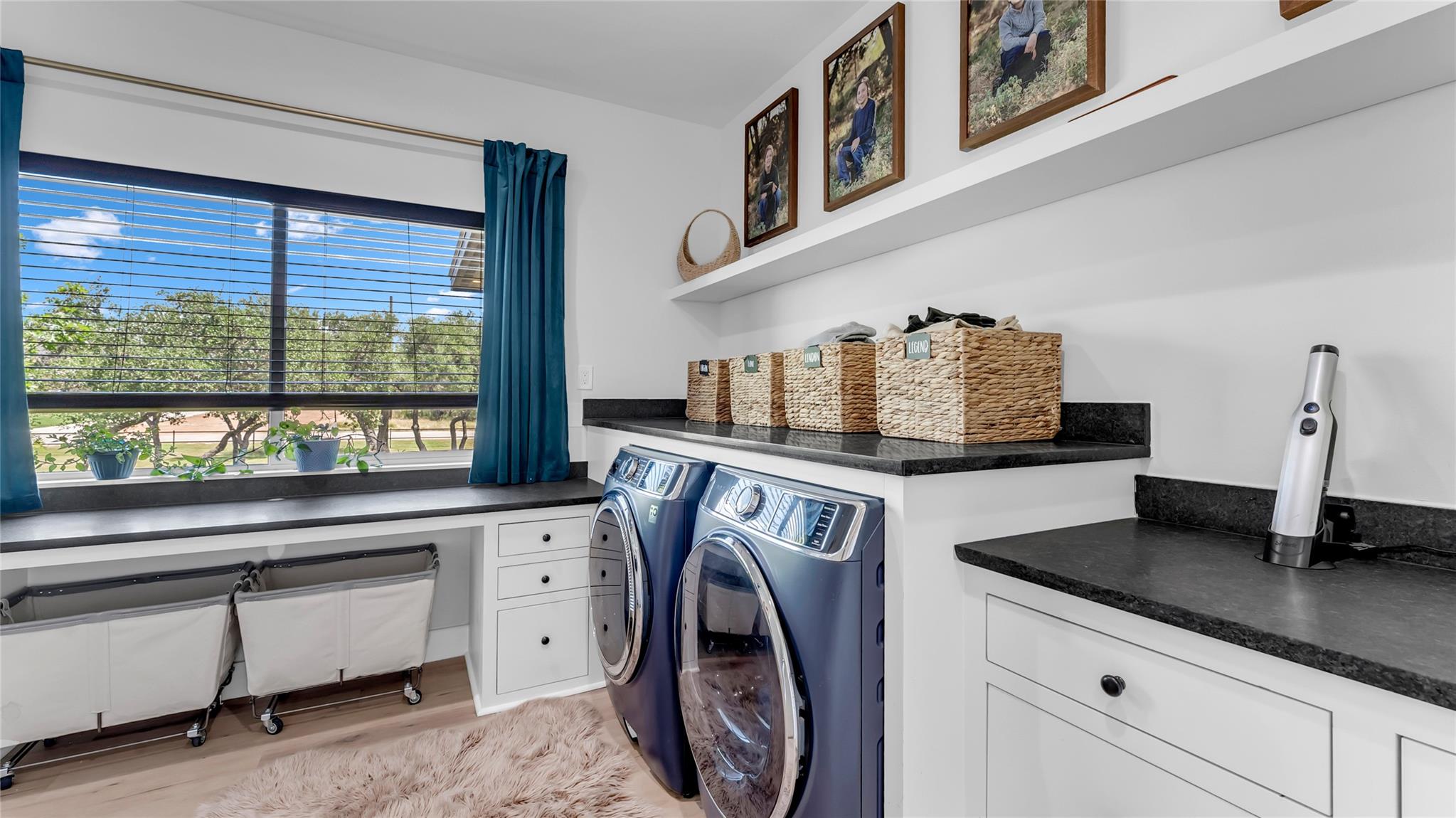 150 Wandering Oak Cir, Burnet, TX 78611