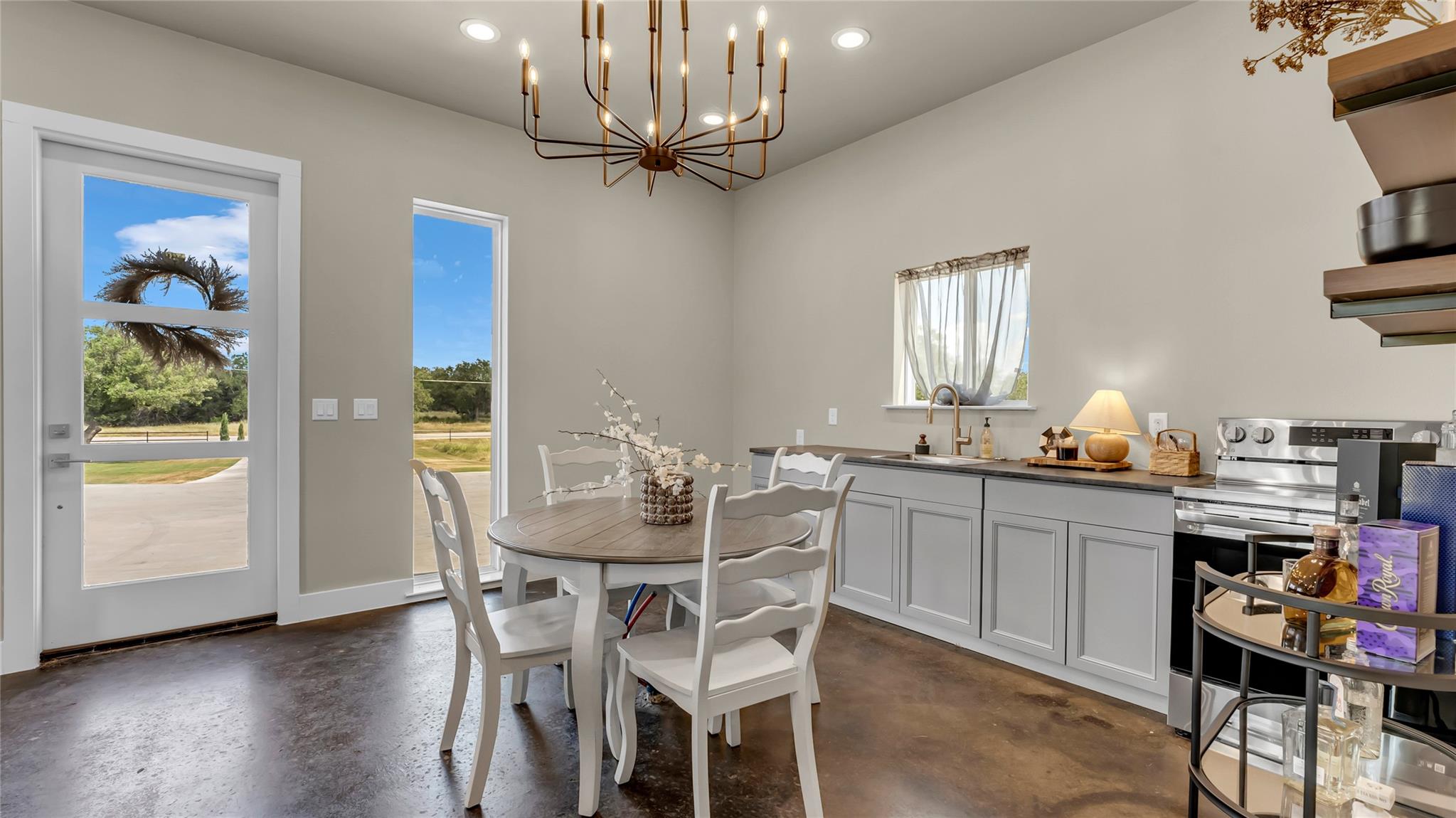 150 Wandering Oak Cir, Burnet, TX 78611