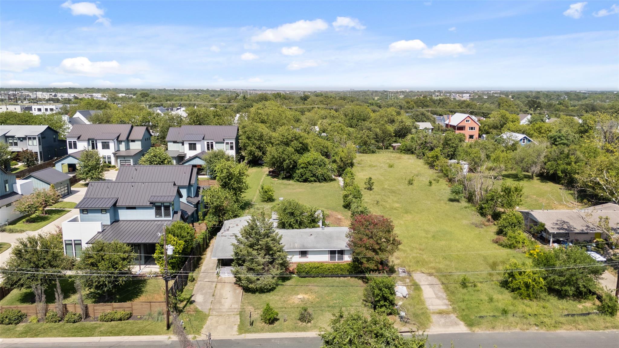 2015 Greenwood Ave, Austin, TX 78723