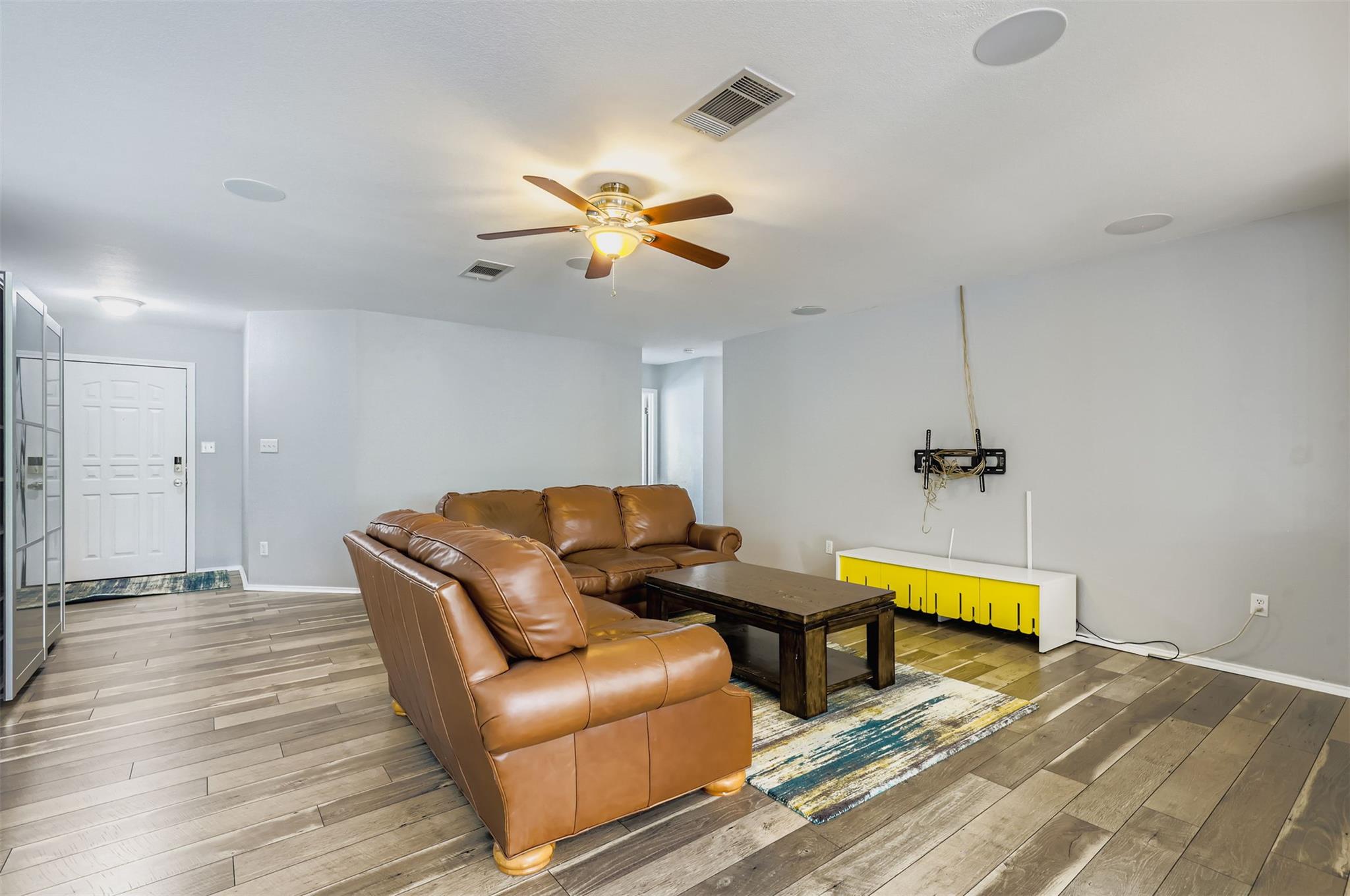 904 Justeford Dr, Pflugerville, TX 78660