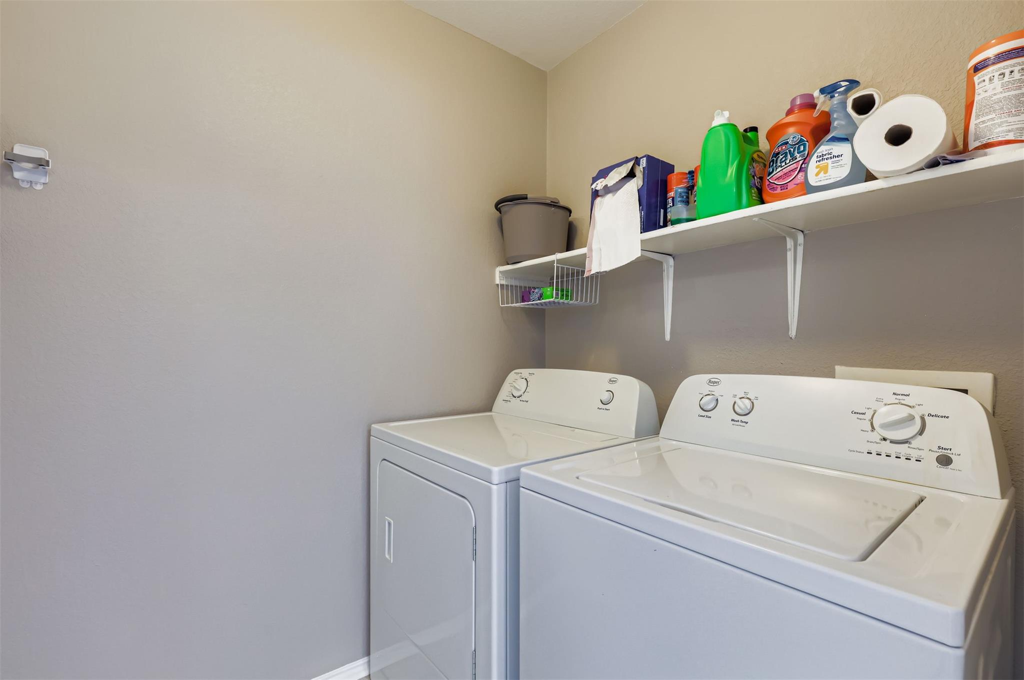 904 Justeford Dr, Pflugerville, TX 78660