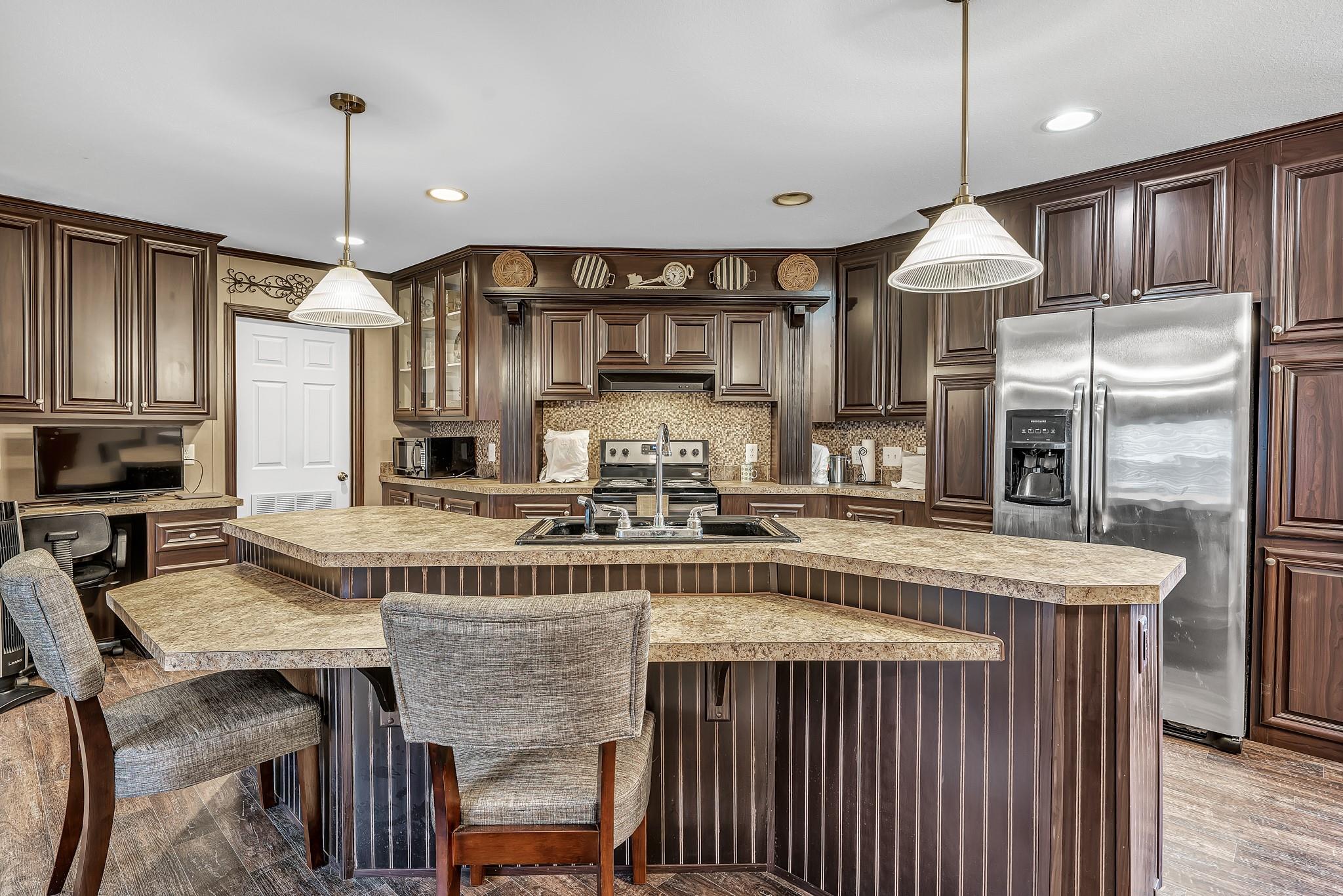 437 Barbara Ln, Somerville, TX 77879