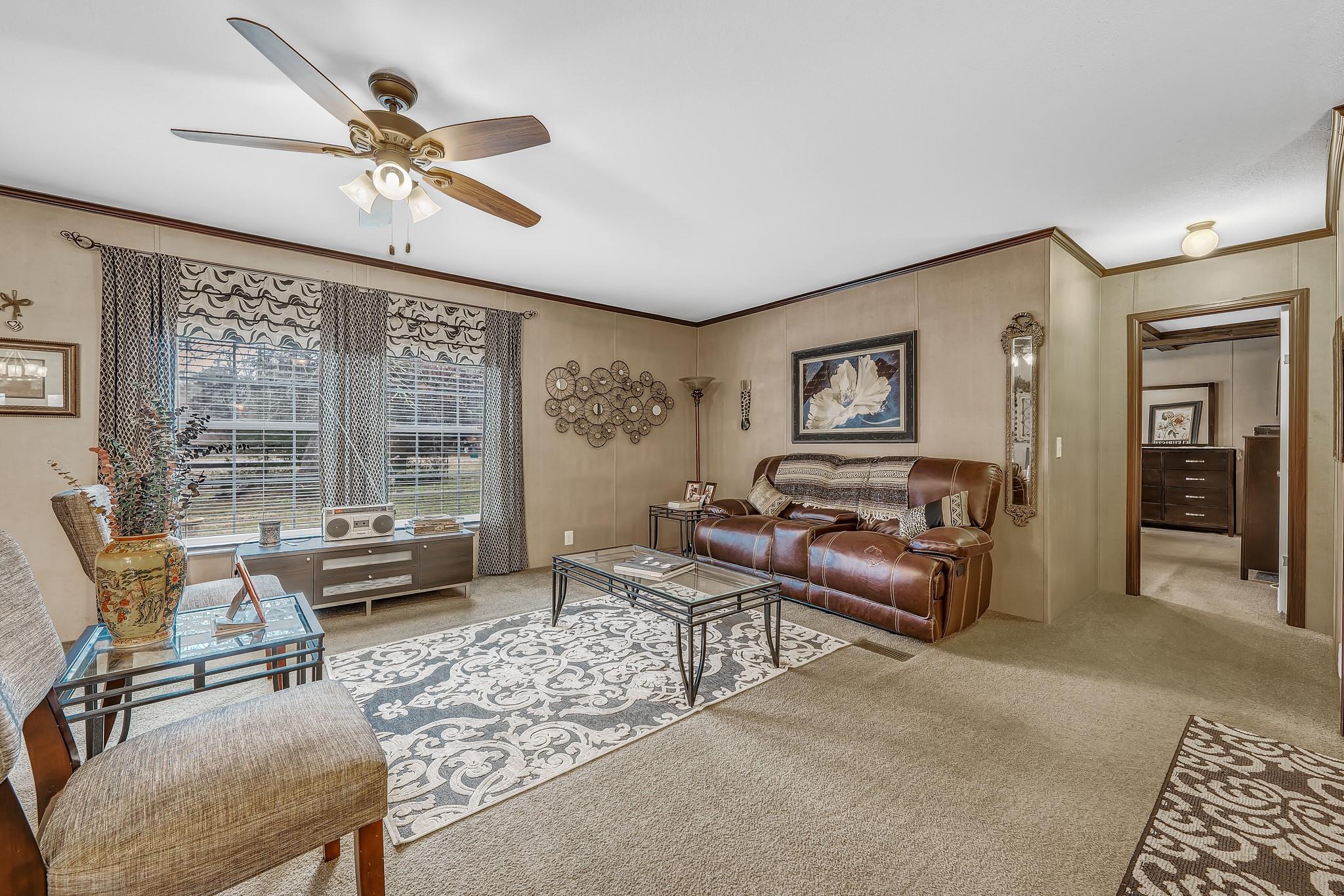 437 Barbara Ln, Somerville, TX 77879