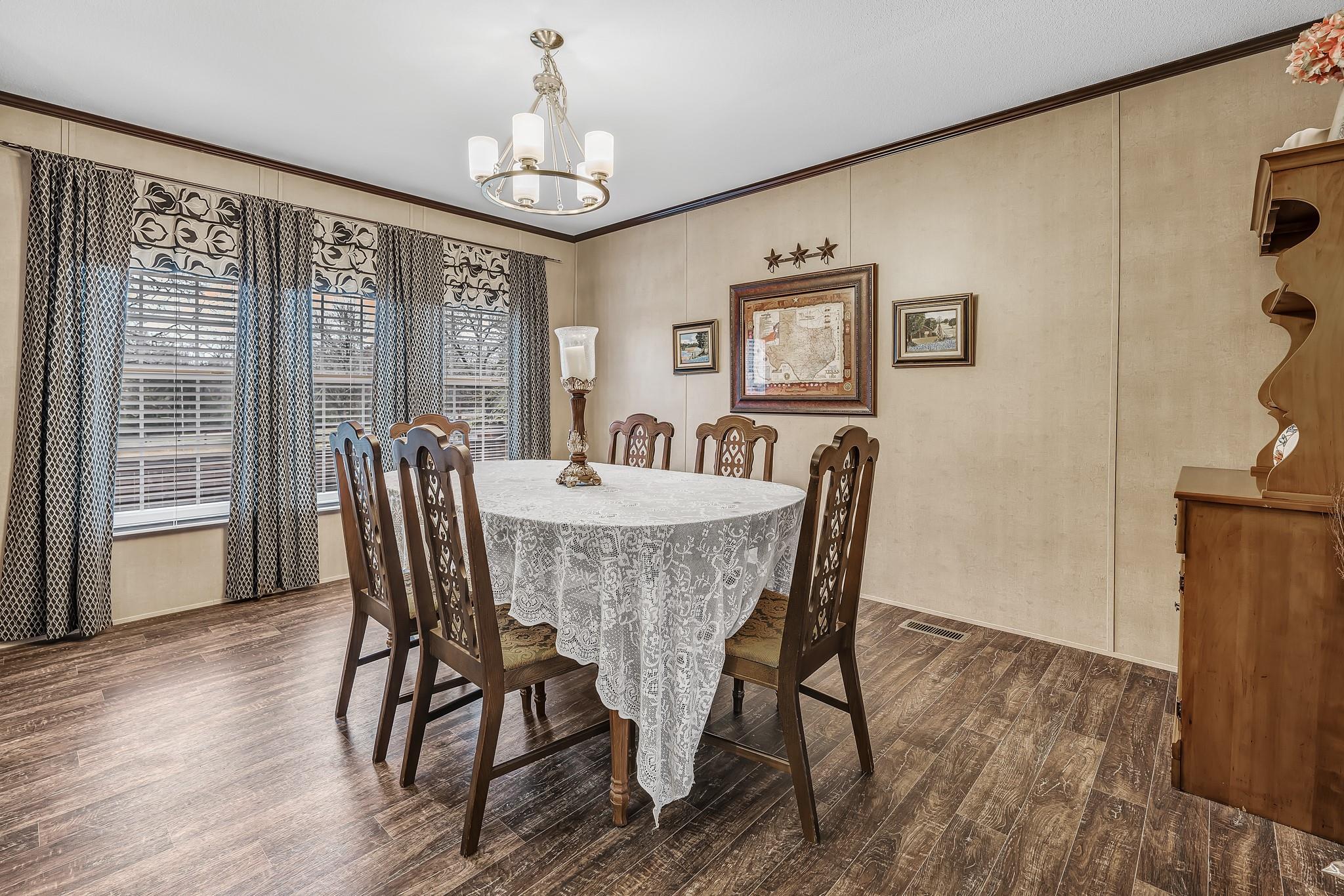 437 Barbara Ln, Somerville, TX 77879