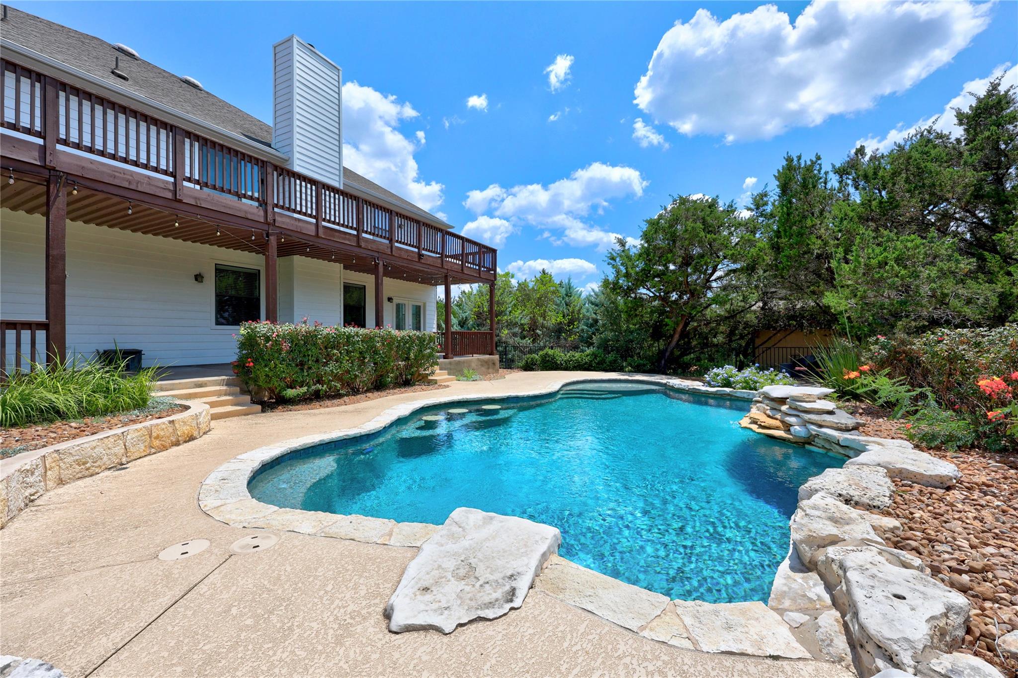 101 Quarry Bluff Cv, Liberty Hill, TX 78642