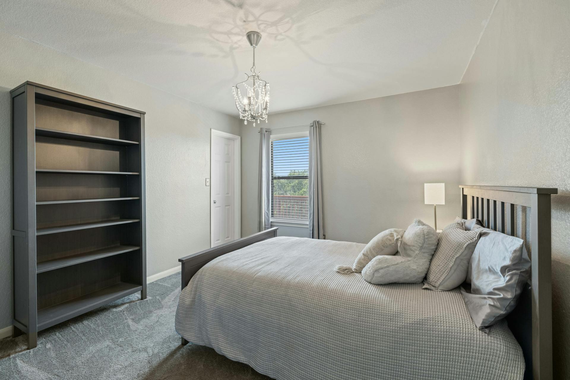 101 Quarry Bluff Cv, Liberty Hill, TX 78642