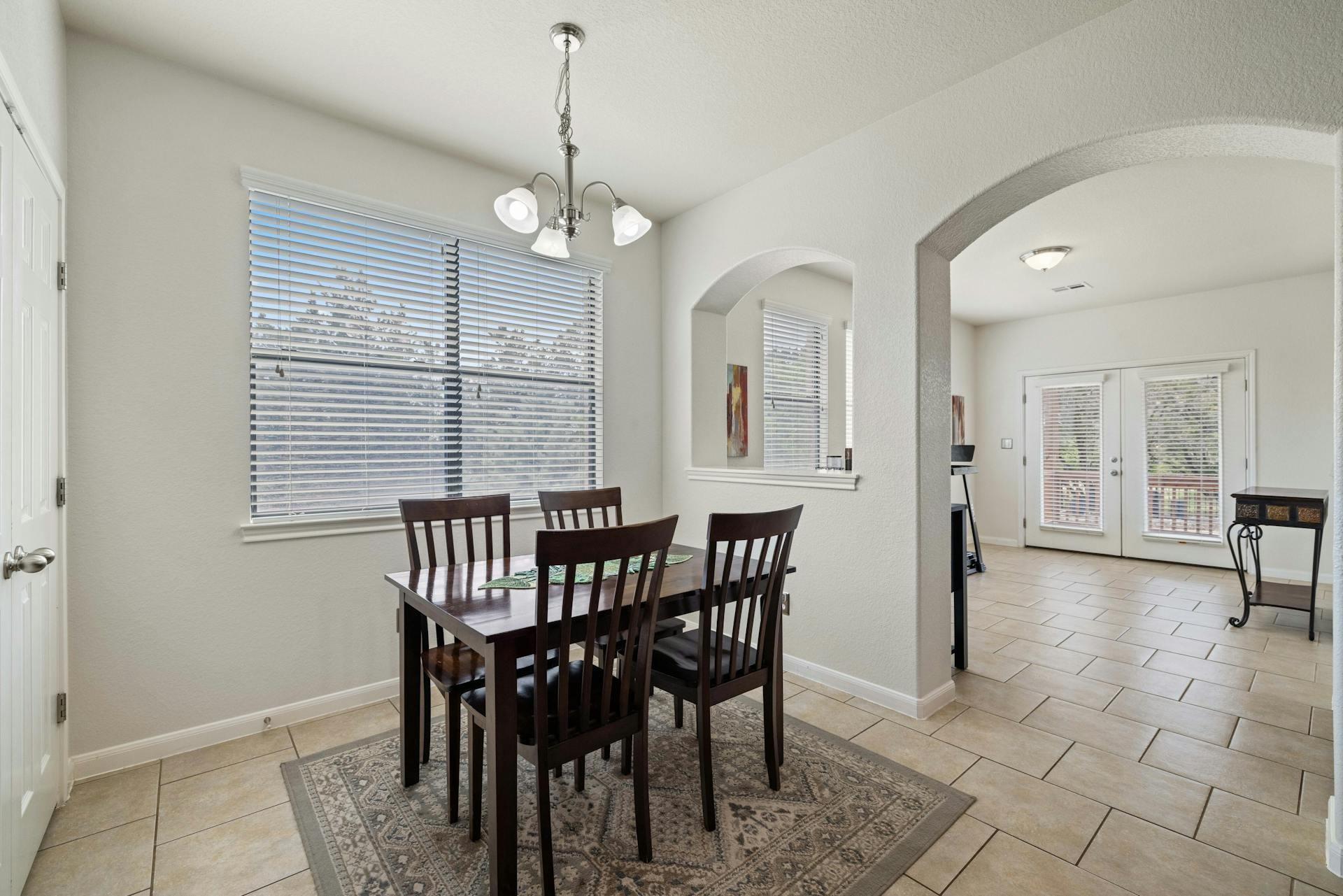 101 Quarry Bluff Cv, Liberty Hill, TX 78642