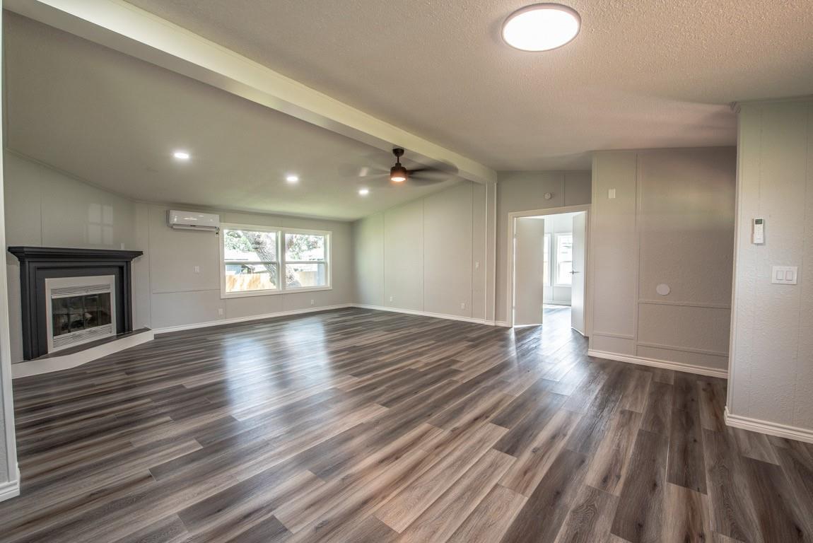 215 Shady Oaks Ln, Somerville, TX 77879