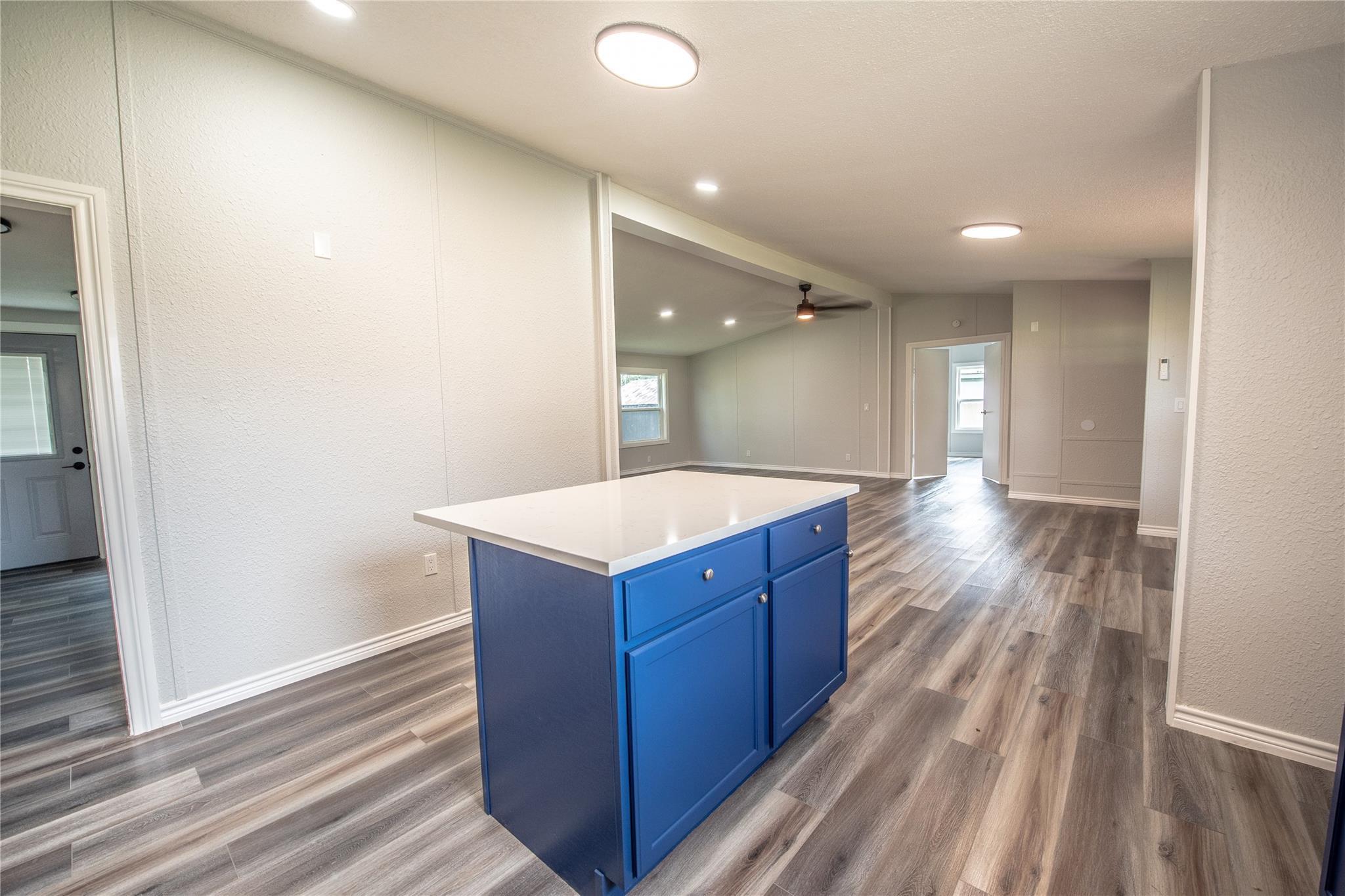 215 Shady Oaks Ln, Somerville, TX 77879