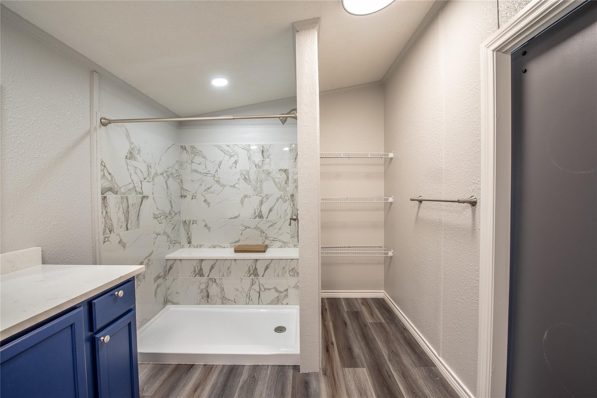 215 Shady Oaks Ln, Somerville, TX 77879