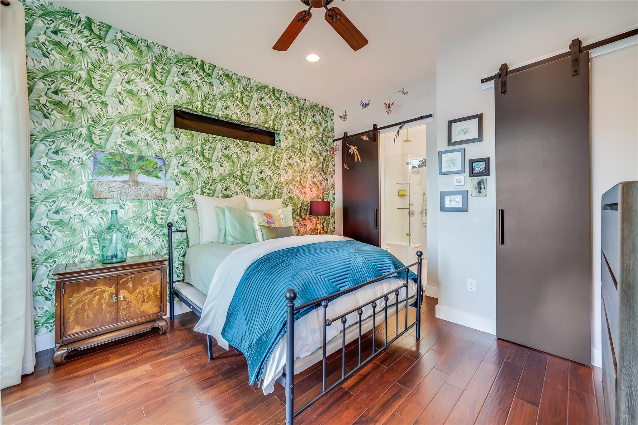 2004 E 16th St # B, Austin, TX 78702